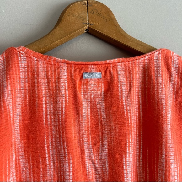 Columbia Shirt in the perfect summer colours or orange with white detailing - Picture 7 of 15